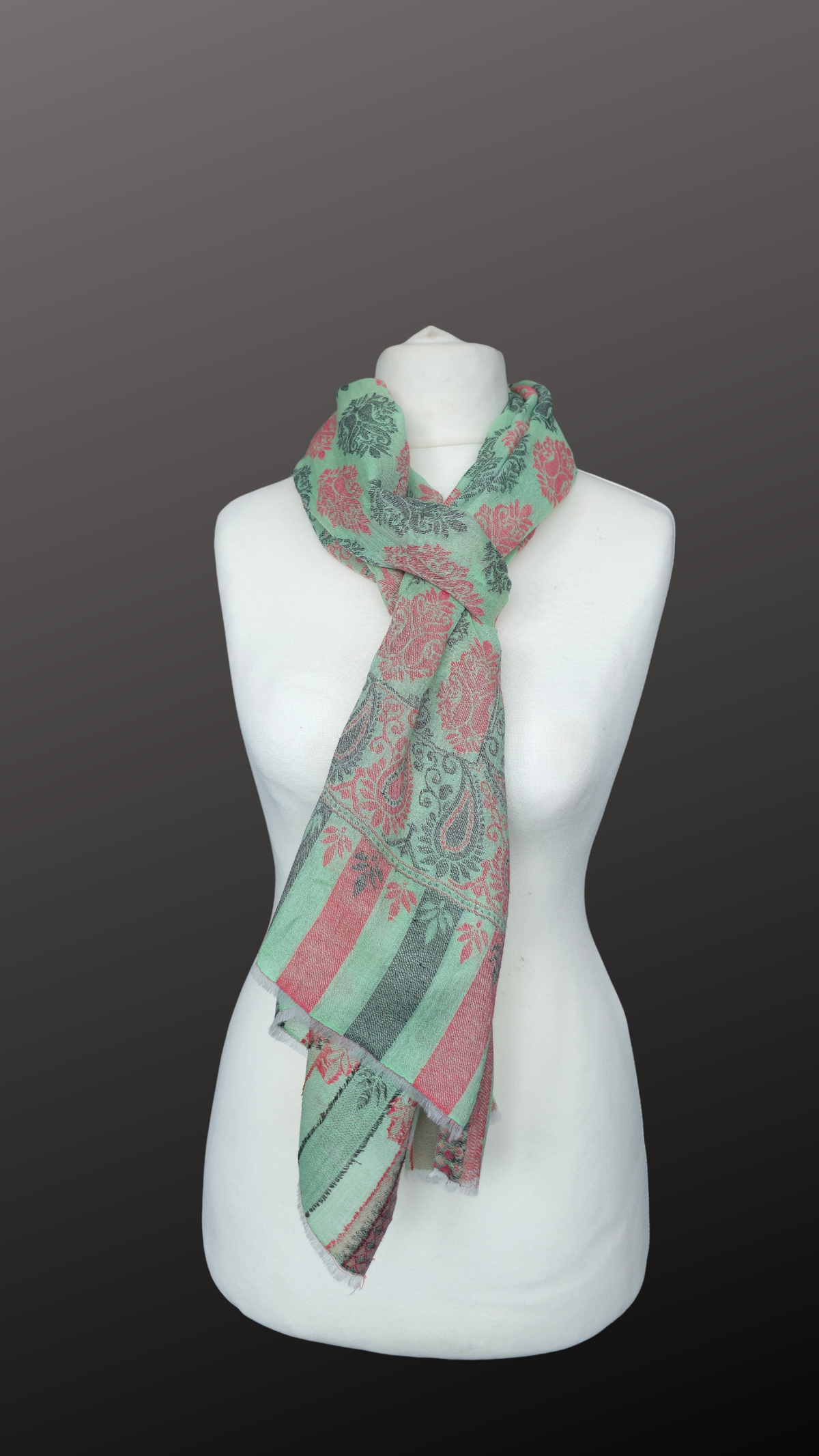 Mint Green Paisley Stole – Soft Lightweight Women's Wrap (70 × 200 cm)